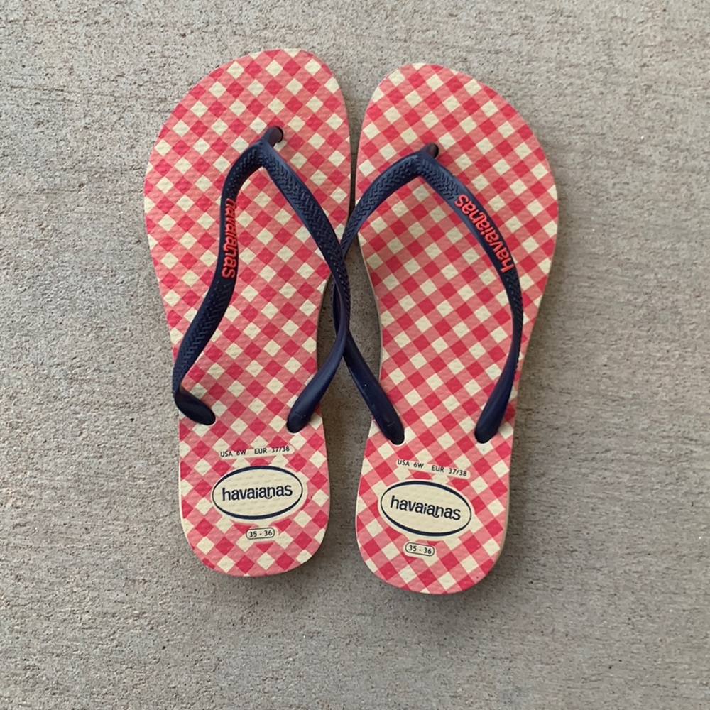 ❗️GREAT CONDITION❗️Plaid Havaiana Flip Flops